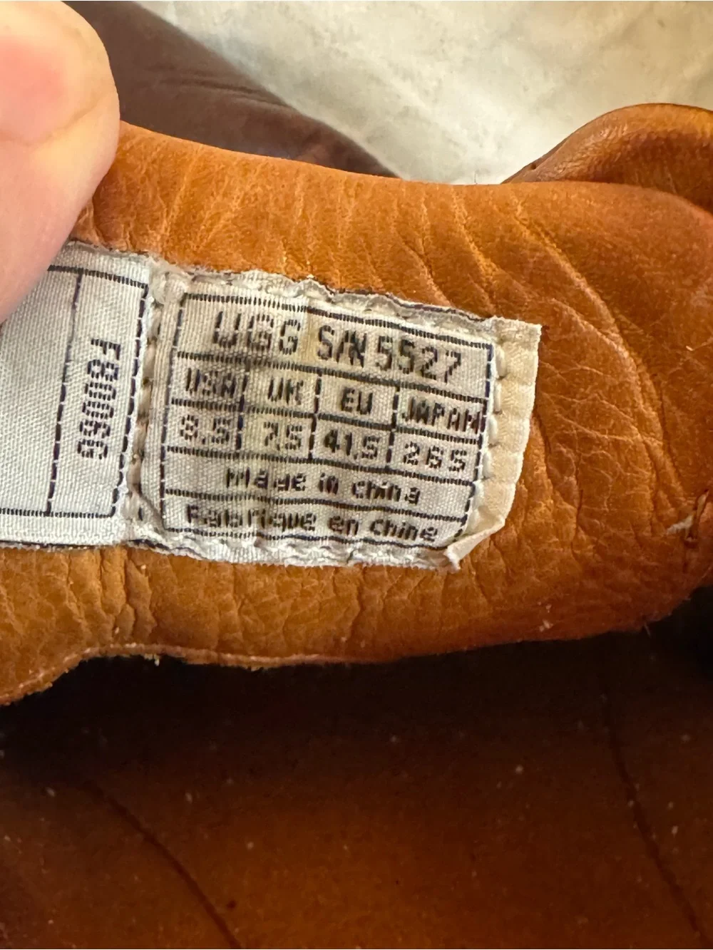 Ugg Classic Men's Brown Leather Lace-Up Shoes 8.5